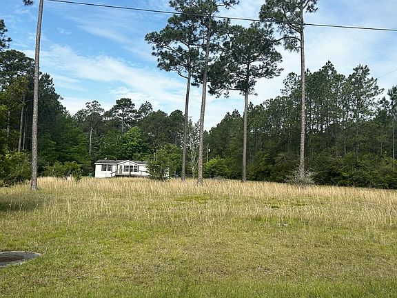 2nd image of 13723 Foxrun Dr