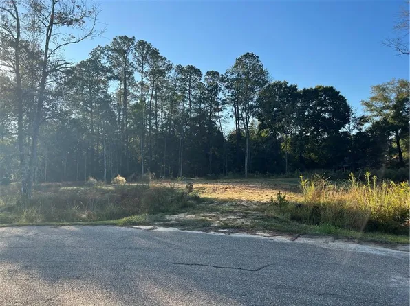 61304 Autumn Ridge Dr, Lacombe, LA 70445