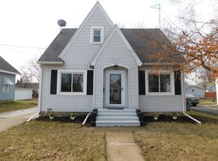229 Lake St, Menasha, WI 54952