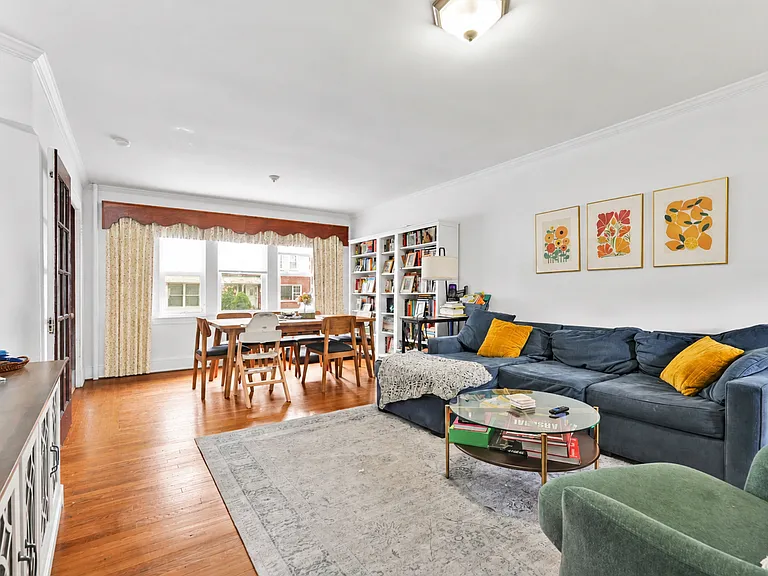 21-17 28th St #HOME — Photo 4