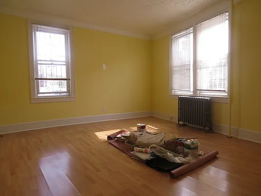 Rented by Capri Jet Realty Corp | media 13