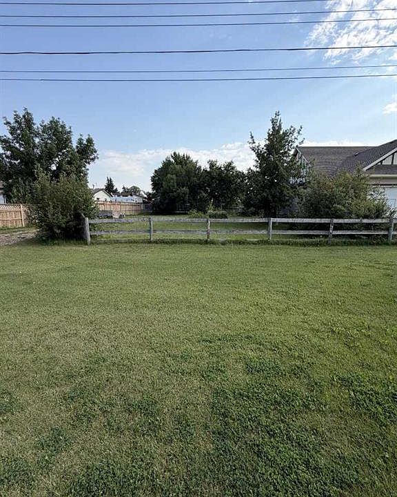 1st image of 188 S 100th St E