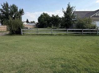 188 S 100th St E, Raymond, AB T0K2S0