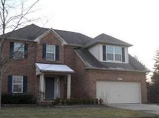 2131 Cattail Cir, Rochester Hills, MI 48309