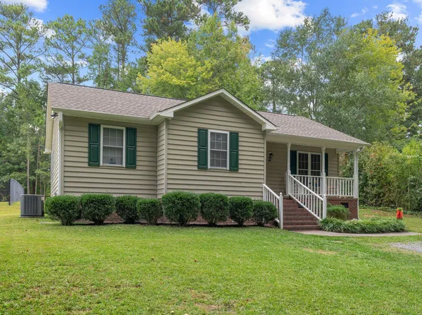 601 Lakeside Dr, Sanford, NC 27330