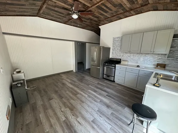 (undisclosed Address), Cloverdale, CA 95425