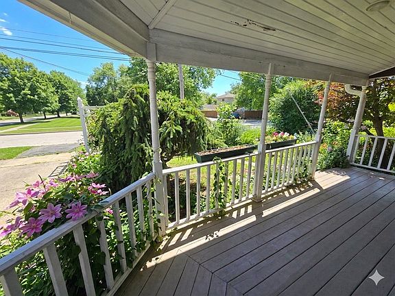 5th image of 4338 148th St