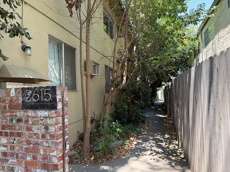 2615 D St #DT-2 — Photo 1