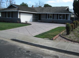 855 Cherokee Dr, Livermore, CA 94551