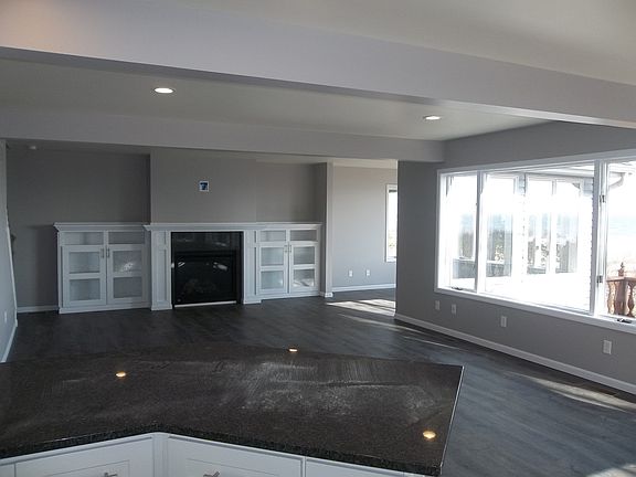 Open floor plan 