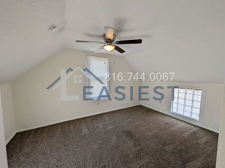 623 Northrup Ave — Photo 15