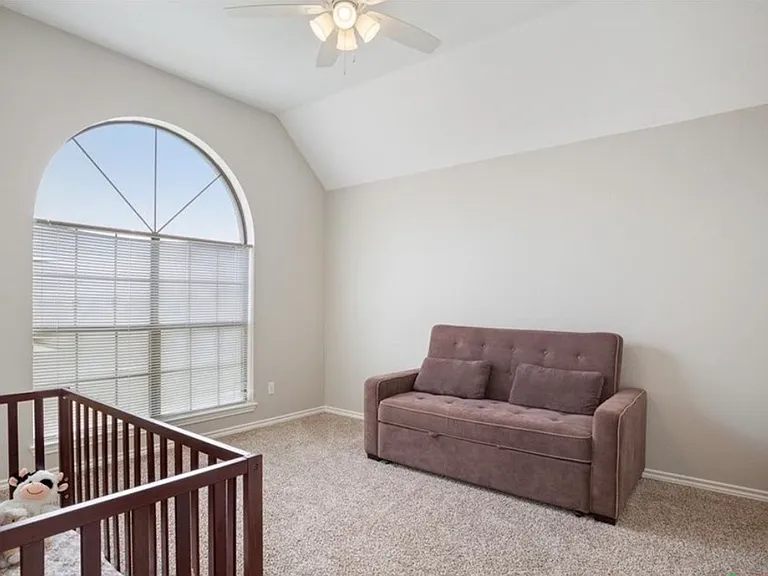 8600 Five Wells Rd — Photo 8
