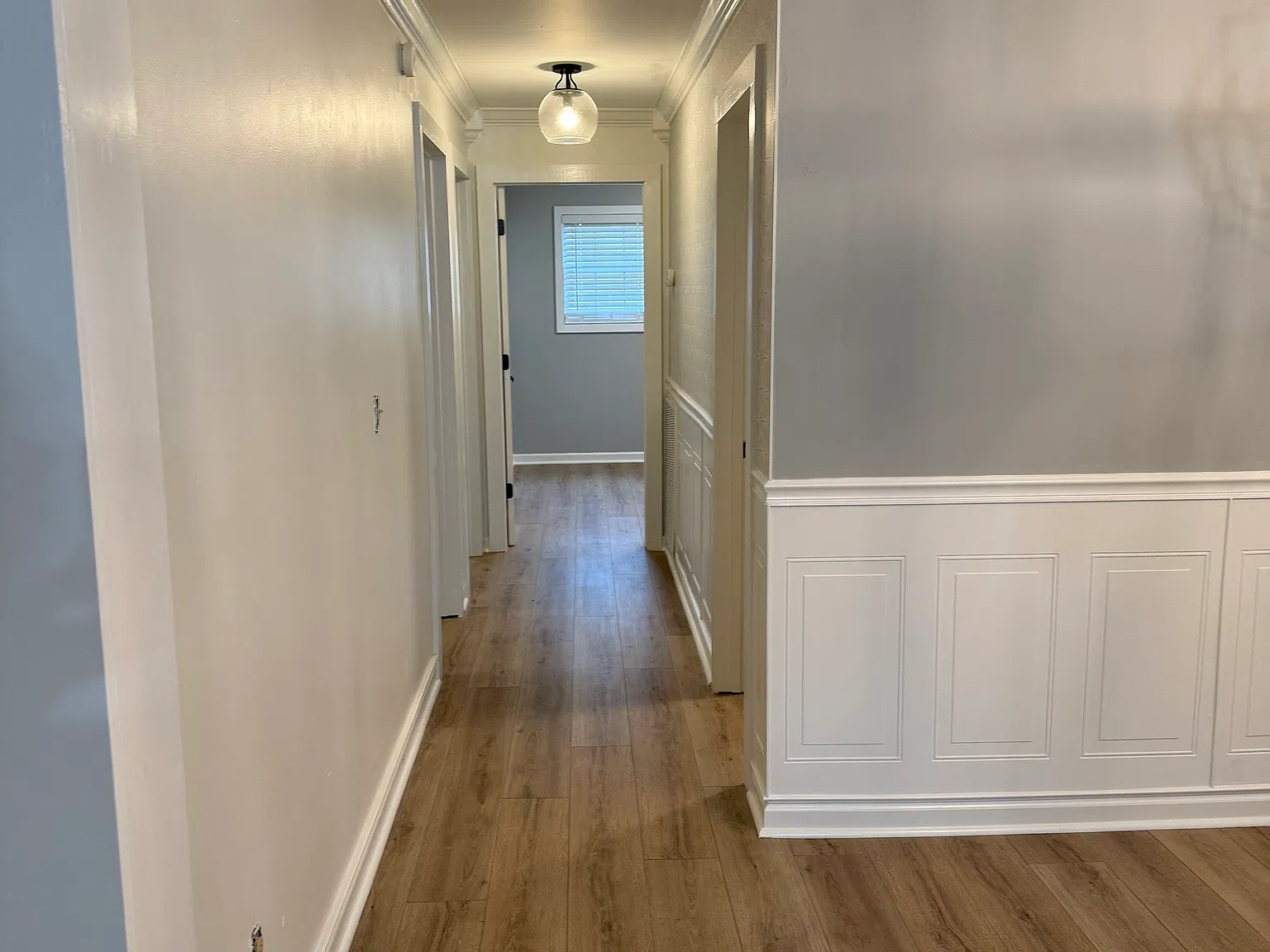 3 bed, 1300 sqft, $1,800 — Photo 2