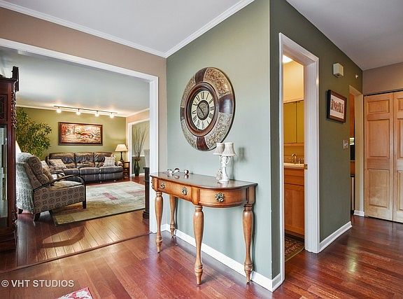 3rd image of 1103 Abbey Ct