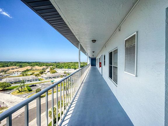 3rd image of 4939 Floramar Ter APT 912