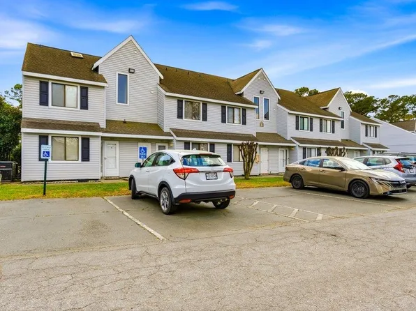 500 Fairway Ln. #8M, Myrtle Beach, SC 29588