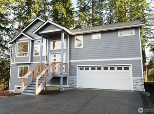 1146 Whidbey St, Bellingham, WA