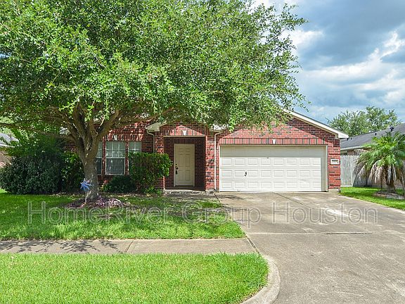2nd image of 2515 Nicholas Dr