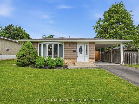 2nd image of 30 Irwin Cres