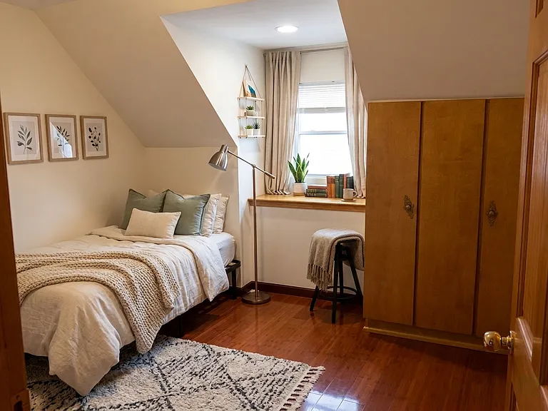 125 Stratford Ave #4 — Photo 4