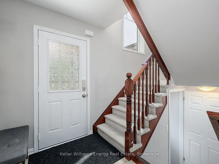 926 Burrows Gate — Photo 14