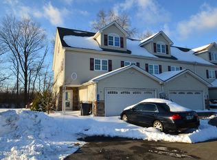 138 Sciota Garden Rd, Sciota, PA 18354