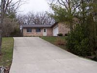 2nd image of 1716 Rosewood Ln