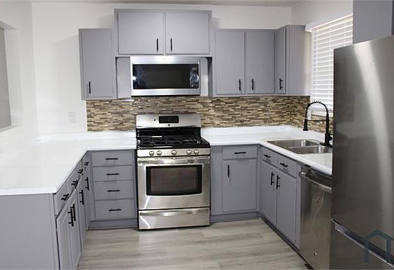 4th image of 5224 NE 59th Ter