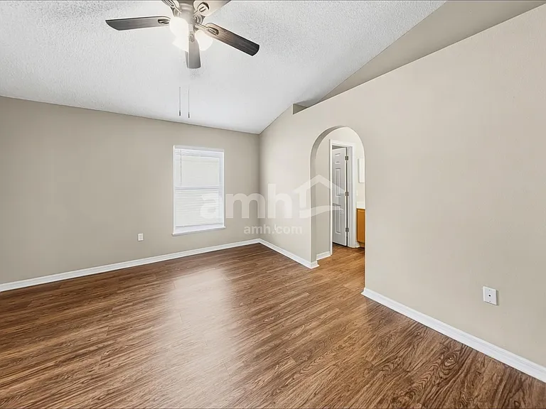 7861 Harbor Bend Cir — Photo 8