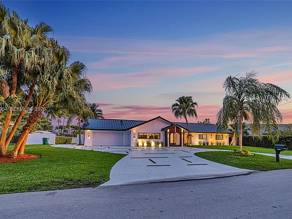 4th image of 10600 SW 140th St