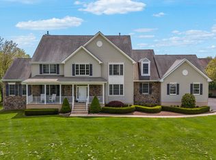 5 Breckenridge Ct, Freehold, NJ 07728