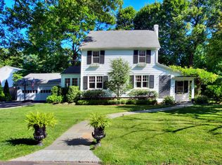 4 Oak Crst, Darien, CT 06820