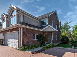 10108 S Roberts Rd UNIT 1N, Palos Hills, IL 60465