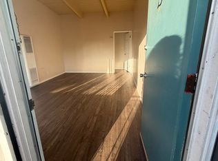 9730 Park St #15, Bellflower, CA 90706
