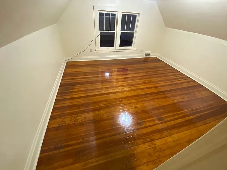 209 York St — Photo 10