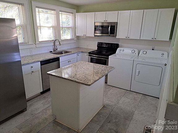 3rd image of 600 1st Ave SE