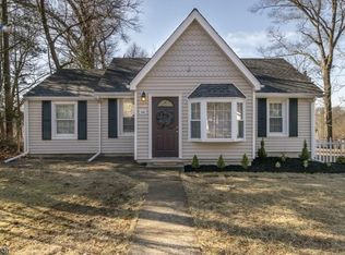 16 Selma Blvd, Randolph, NJ 07869