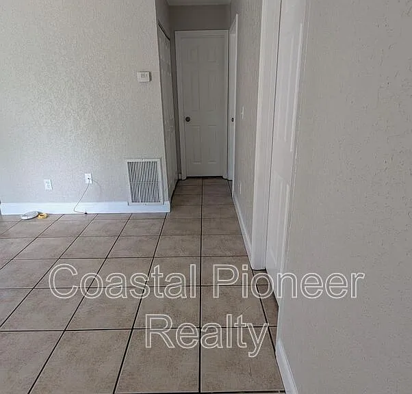 5828 3rd St E — Photo 13