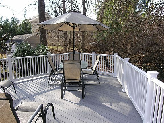 2nd image of 2760 Oakton Plantation Ln