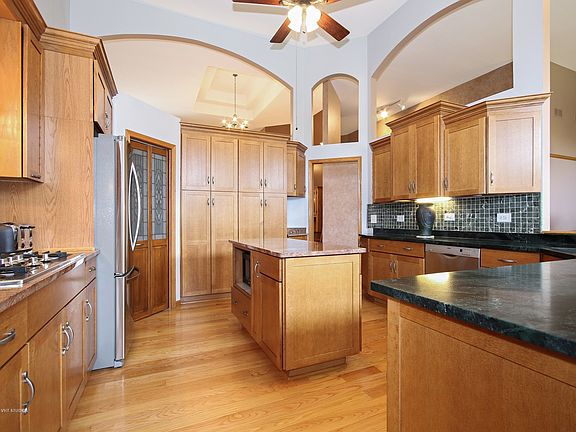 5th image of 21100 Prestancia Dr