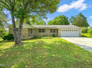 315 Sanford Ave, Clinton, TN 37716