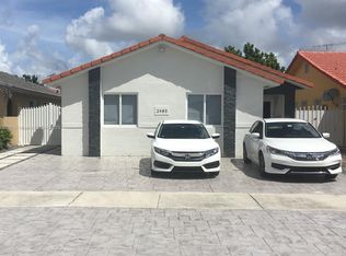 2485 W 72nd Pl, Hialeah, FL 33016