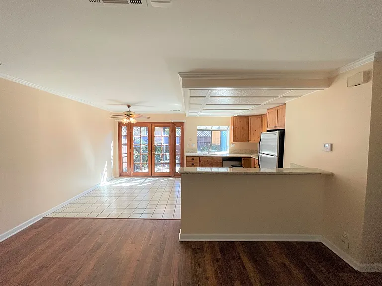1206 Llama Ct — Photo 8