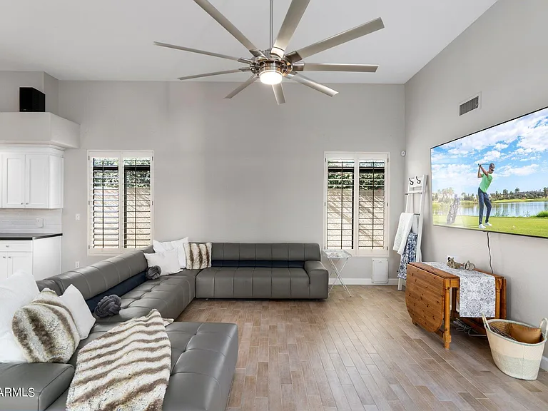 7466 E Cochise Rd — Photo 6
