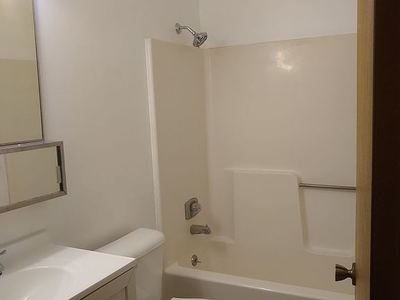 2nd image of 311 S Grand Ave #9
