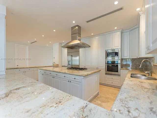425 N Shore Dr — Photo 13