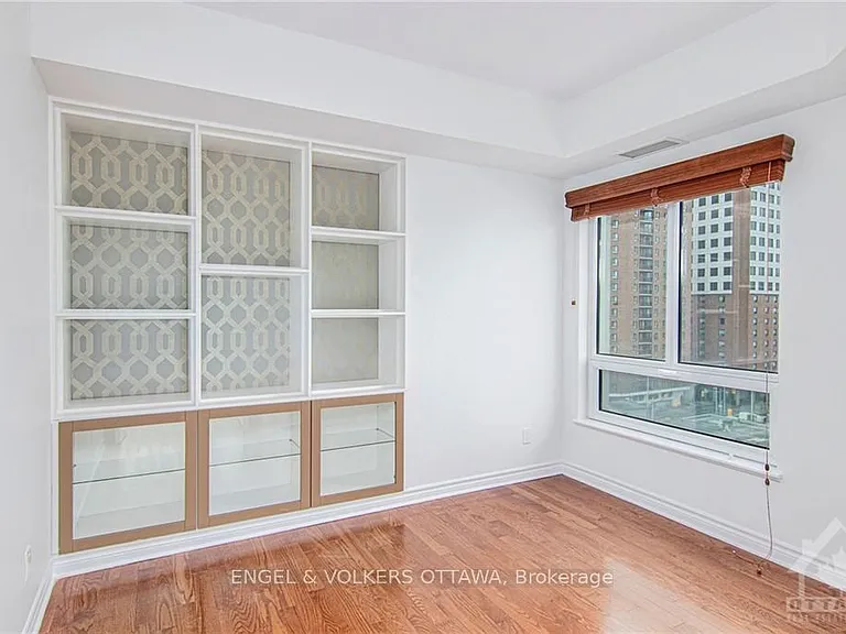 200 Rideau St #904 — Photo 18