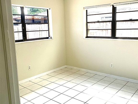 2nd image of 14518 Crawford Brook Ln