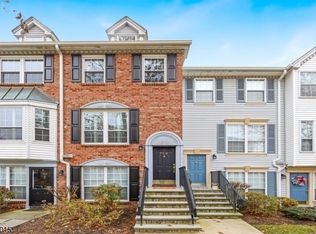 750 Pepperidge Rd, Mahwah, NJ 07430