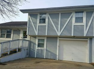 1105 Greenway Dr, Kirksville, MO 63501